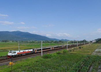 Ilustrasi - Perjalanan kereta api. Foto: Ist.