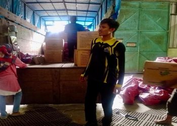 Pemprov Jateng mengirimkan bantuan logistik untuk warga terdampak banjir di Kendal, Batang, Pemalang, dan Kota Pekalongan. Foto: Ist.