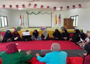 Mahasiswa UMS yang KKN-KI di Malaysia menyelenggarakan lomba tahfidz Al-Qur’an dan cerdas cermat di Pondok Pesantren An-Nahdloh, Selangor pada (27/1/2026). Foto: Ist.