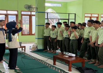 Suasana kegiatan sosialisasi kepada para siswa MTs Muhammadiyah 5 Jumantono, Karanganyar. Foto: Ist.