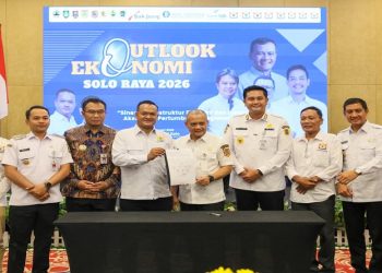 Gubernur Jateng Ahmad Luthfi menghadiri kegiatan Outlook Ekonomi Solo Raya 2026 di Solo, Rabu, 4 Februari 2026. Foto: Ist.