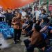 Wapres Rakabuming Raka dan Gubernur Jawa Tengah Ahmad Luthfi bertemu warga terdampak tanah gerak di Kampung Sekip RT 07 RW 01, Kelurahan Jangli, Kecamatan Tembalang, Kota Semarang, Sabtu, 14 Februari 2026. Foto: Ist.