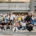 Mahasiswa KKL Program Studi Arsitektur FT UMS melaksanakan observasi bangunan mixed-use di Kampung Admiralty, Kamis (5/2/2026). Foto: Ist.
