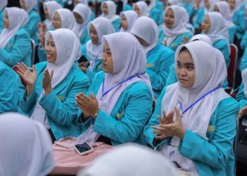Ilustrasi - Mahasiswa baru UMS saat masa ta’aruf Penerimaan Mahasiswa Baru (PMB) tahun 2025. Foto: Ist.