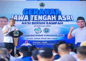 Gubernur Ahmad Luthfi mencanangkan Gerakan Jawa Tengah ASRI. Foto: Ist.
