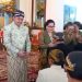 Gusti Purbaya yang telah menobatkan sebagai Raja PB XIV menggelar acara halalbihalal di Palereman Dalem Sasana Narendra Keraton Solo, Kamis (26/3/2026). Foto: Indospektrum