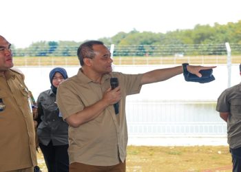 Gubernur Jateng Ahmad Luthfi meresmikan  embung di Dukuh Nglawiyan, Kelurahan Karangjati, Kecamatan Blora, Kabupaten Blora pada Senin, 2 Maret 2026. Foto: Ist.