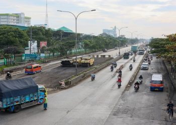 Pemprov Jateng melakukan perbaikan sejumlah ruas jalan guna menyambut arus mudik Lebaran 2026. Foto: Ist.