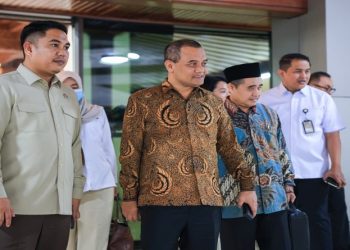 Gubernur Jateng Ahmad Luthfi menerima kunjungan Wakil Menteri KP2MI Dzulfikar Ahmad Tawalla di Semarang pada Kamis, 5 Maret 2026. Foto: Ist.