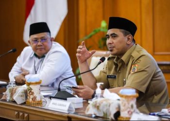 Wagub Taj Yasin menerima audiensi konsultan MTQ Nasional di Kantor Gubernuran Jawa Tengah, Senin (9/3/2026). Foto : Ist.