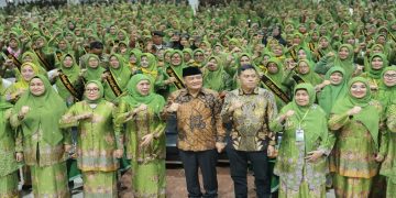 Gubernur Jawa Tengah, Ahmad Luthfi menhadiri acara pengukuhan paralegal Muslimat NU Jawa Tengah di Kota Semarang, Sabtu, 11 April 2026. Foto: Ist.