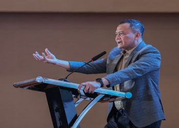 Gubernur Jawa Tengah Ahmad Luthfi menghadiri Seminar bertema “Memperkuat Peran BPD sebagai Mitra Strategis Pemerintah Daerah melalui Inovasi Pembiayaan dan Pinjaman Daerah” di Hotel Sunan Solo, Jumat 17 April 2026. Foto: Ist.