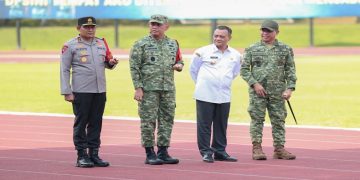 Gubernur Jawa Tengah Ahmad Luthfi mendampingi Presiden Prabowo Subianto dalam kegiatan Retret KPPD Ketua DPRD Seluruh Indonesia di Akmil, Magelang, Sabtu 18 April 2026. Foto: Ist.