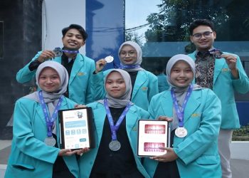 Tim FKG UMS meraih medali perak di kejuaraan YISF yang diselenggarakan di UIN Sunan Kalijaga Yogyakarta pada 6–9 April 2026. Foto: Ist.