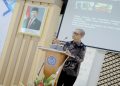 Pakar ekonomi sekaligus Guru Besar Fakultas Ekonomi dan Bisnis Universitas Muhammadiyah Surakarta (UMS), Prof. Dr. Bambang Setiaji, M.Si. Foto: Ist.