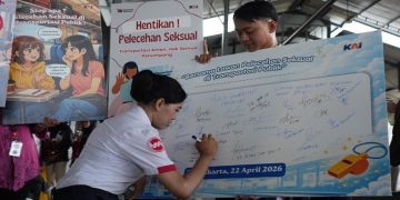 Dalam rangka memperingati Hari Kartini, PT KAI Daop 6 Yogyakarta menggelar kampanye dan sosialisasi anti-pelecehan seksual di Stasiun Lempuyangan pada Rabu (22/4/2026). Foto: Ist.