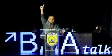 Gubernur Jawa Tengah Ahmad Luthfi memberi paparan dalam acara seminar nasional "Best Practice Kepemimpinan Daerah" di Gedung AAC Prof Dr Dayan Dawood, Kota Banda Aceh, Provinsi Aceh, Rabu, 22 April 2026. Foto: Ist.