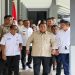 Gubernur Jawa Tengah Ahmad Luthfi mendampingi Presiden Prabowo Subianto dalam kunjungan kerjanya ke SMA Negeri 1 Cilacap, Rabu 29 April 2026. Foto: Ist.