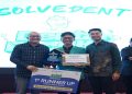 Anugrah Gusti Anta Putra, berhasil meraih juara 2 dalam lomba restorasi gigi yang diselenggarakan Solv dan Cobra Dental. Foto: Ist.