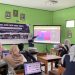Suasana pendampingan penerapan media pembelajaran oleh Tim KKN Dik UMS dan sosialisasi tim di SMA Muhammadiyah 3 Gondangrejo, Karanganyar. Foto : Ist.