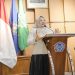 Alumni UMS, Niken Probowati, SE., MBA saat memberikan motivasi kepada alumni FEB UMS. Foto: Ist.