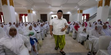 Wakil Gubernur Jawa Tengah, Taj Yasin Maimoen menghadiri Pengajian dan Halalbihalal Majlis Ta'lim Nurul Qolbi di Wisma Perdamaian Kota Semarang, Jumat, 1 Mei 2026. Foto: Ist.