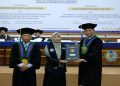 Erna Zumrotun menjalani ujian promosi doktor dari program studi Pendidikan program Doktor UMS Kamis (30/4/2026). Foto: Ist.