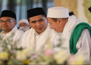Wakil Gubernur Jawa Tengah, Taj Yasin Maemoen menghadiri Pelantikan Jatma Aswaja Kabupaten dan Kota se-Jawa dan DIY di Pondok Pesantren Darul Ulum, Tragung, Kecamatan Kandeman, Kabupaten Batang, Minggu, 3 Mei 2026. Foto: Ist.