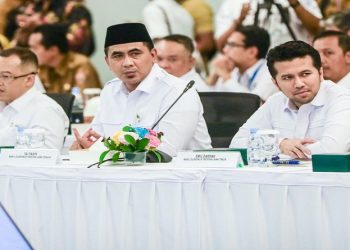 Wakil Gubernur Jawa Tengah Taj Yasin menghadiri Kick Off Meeting Infrastruktur Perlindungan Pesisir Pantura Jawa Terpadu di Kementerian Kelautan dan Perikanan, Jakarta, Senin, 4 Mei 2026. Foto: Ist.