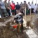 Wakil Gubernur Jawa Tengah Taj Yasin Maemoen melakukan peletakan batu pertama pembangunan kembali Masjid Jami' Jalalludin Masrosyid, di Boyolali, Jumat, 8 Mei 2026. Foto: Ist.