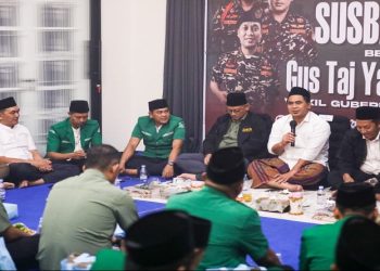 Wakil Gubernur Jawa Tengah Taj Yasin Maemoen menerima rombongan peserta Panitia Susbanpim Angkatan VIII 2026 Pimpinan Pusat GP Ansor di rumah dinasnya pada Sabtu malam, 16 Mei 2026. Foto: Ist.