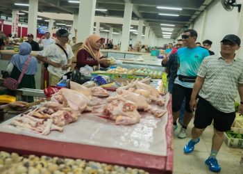 Gubernur Jawa Tengah Ahmad Luthfi blusukan ke Pasar Wage Purwokerto, Kabupaten Banyumas, Minggu, 17 Mei 2026. Foto: Ist.