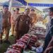 Gubernur Jawa Tengah Ahmad Luthfi memantau Gerakan Pangan Murah (GPM) di halaman Kantor Desa Gumiwang, Kecamatan Purwanegara, Kabupaten Banjarnegara, Senin, 18 Mei 2026. Foto: Ist.