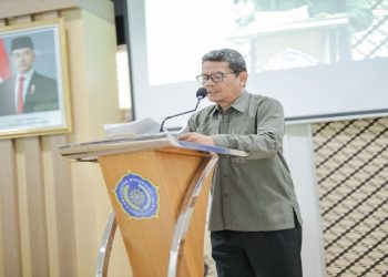 Ketua Panitia Agus Susanto, S.T., M.T. menyampaikan laporan. Foto: Ist.