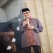 Imam besar Islamic Center of New York, Muhammad Syamsi Ali, Lc., M.A., Ph.D saat memberikan kuliah umum di UMS. Foto: Ist.