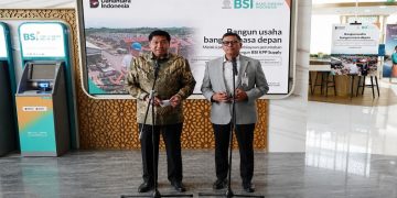 Menteri PKP, Maruarar Sirait bersama Direktur Utama BSI, Anggoro Eko Cahyo di The Tower, Jakarta, Kamis (21/5/2026). Foto: Ist.