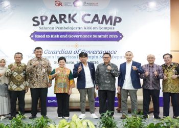 OJK bersama FEB UMS menggelar acara SPARK CAMP Saluran Pembelajaran ARK on Campus di Gedung Ahmad Syafii Maarif UMS, Jumat (22/5/2026). Foto: Ist.