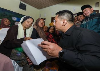 Wakil Gubernur Jawa Tengah, Taj Yasin Maimoen menghadiri Bakti Sosial SGN Kabupaten Pekalongan bersama RSUD Kajen dan Pemerintah Desa di Desa Paninggaran, Kabupaten Pekalongan, Sabtu, 23 Mei 2026. Foto: Ist.