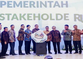 Gubernur Jawa Tengah, Ahmad Luthfi menghadiri Konferensi Nasional Pengembangan Ekonomi Daerah yang digelar di Balai Kartini Grand Ballroom Jakarta, Senin, 25 Mei 2026. Foto: Ist.