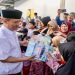 Gubernur Jawa Tengah, Ahmad Luthfi merayakan Iduladha bersama warga terdampak bencana di Kabupaten Tegal, Rabu (27/5/2026). Foto: Ist.