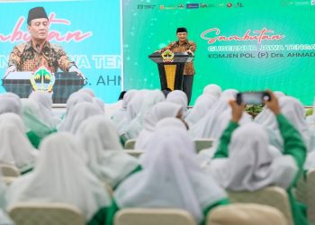 Gubernur Jawa Tengah Ahmad Luthfi menghadiri peringatan Hari Lahir ke-76 Fatayat NU di Gedung Gradhika Bhakti Praja, Kota Semarang pada Sabtu, 30 Mei 2026. Foto: Ist.
