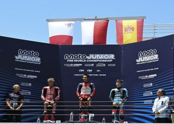 Pembalap binaan AHM Muhammad Kiandra Ramadhipa meraih podium pertama pada putaran kedua Moto3 Junior World Championship 2026 di Circuito do Estoril, Portugal, Minggu (14/6/2026). Foto: Ist.