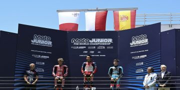 Pembalap binaan AHM Muhammad Kiandra Ramadhipa meraih podium pertama pada putaran kedua Moto3 Junior World Championship 2026 di Circuito do Estoril, Portugal, Minggu (14/6/2026). Foto: Ist.