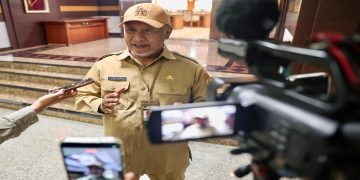 Kepala Dinas PUPR Jawa Tengah, Henggar Budi Anggoro memberikan keterangan pers, Senin (1/6/2026). Foto: Ist.