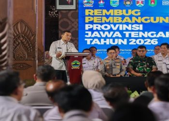 Gubernur Jawa Tengah Ahmad Luthfi saat acara acara Rembug Pembangunan Jawa Tengah di Pendopo Kabupaten Temanggung, Rabu, 3 Juni 2026. Foto: Ist.