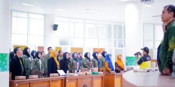 Program Studi Magister Pendidikan Dasar UMS bersama UST Yogyakarta menggelar Seminar Nasional dengan tema Transformasi Pendidikan Dasar Berbasis Pembelajaran Mendalam yang Ramah Keberagaman. Foto: Ist.