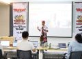Ilustrasi: Para peserta finalis AHM Best Student 2025 sedang memaparkan karya inovasinya di hadapan dewan juri dalam kegiatan seleksi tingkat Nasional. Foto: Ist.