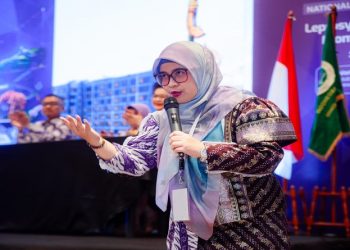 Dekan FK UMS, Dr. dr. Flora Ramona Sigit Prakoeswa, M.Kes., Sp.DVE., Dipl.STD-HIV/AIDS., FINSDV., FAADV., menjadi narasumber dalam kegiatan LEPRIMA 2026 di Cibinong, Bogor pada 30-31 Mei 2026. Foto: Ist.