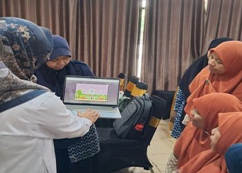 Tim PkM UMS menggelar program penguatan karakter anti-perundungan berbasis digital storybook bagi guru-guru PAUD di Kabupaten Sukoharjo. Foto: Ist.