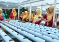 Kegiatan pengabdian masyarakat tim UMS melalui budi daya hidroponik di Desa Ngadirejo, Kartasura. Foto: Ist.
